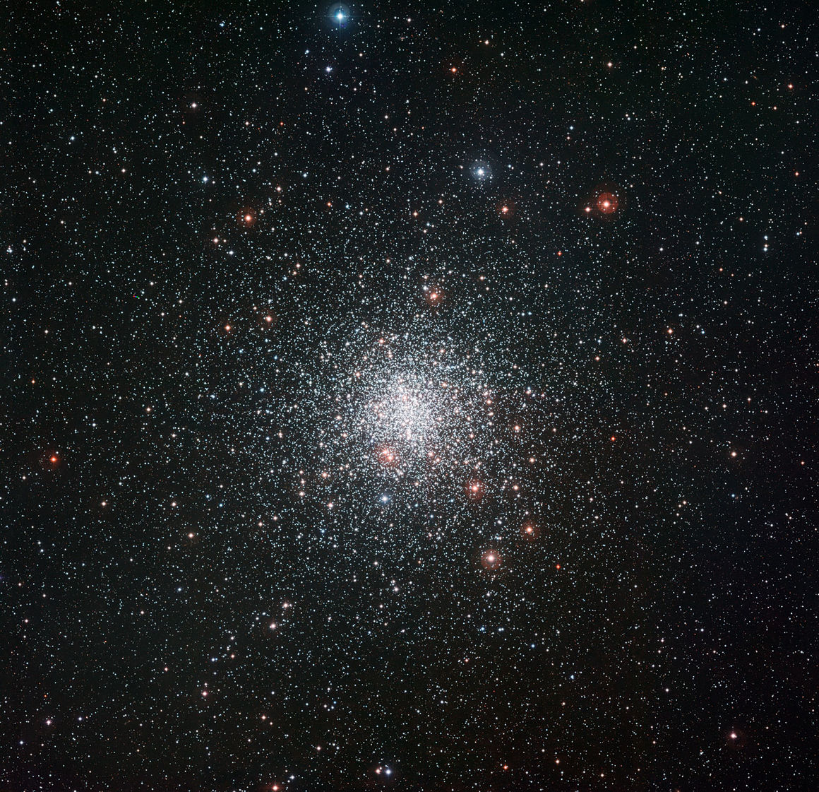 Messier 4, kúluþyrping, Sporðdrekinn