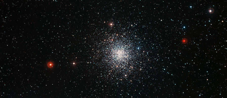Kúluþyrpingin Messier 107 (M107) eða NGC 6171. Mynd: ESO