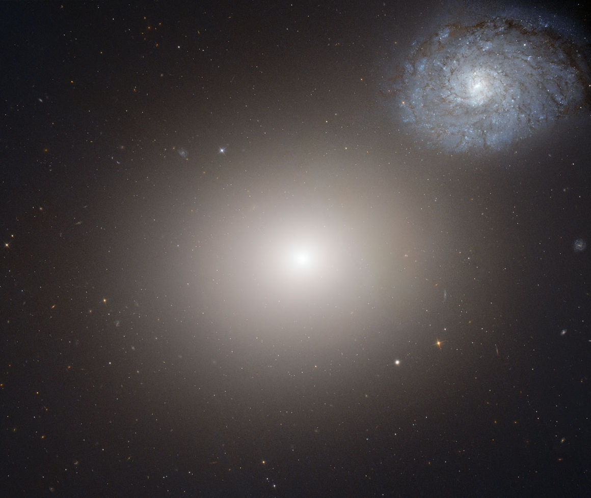Messier 60, NGC 4647, Arp 116, Meyjarþyrpingin, vetrarbrautir