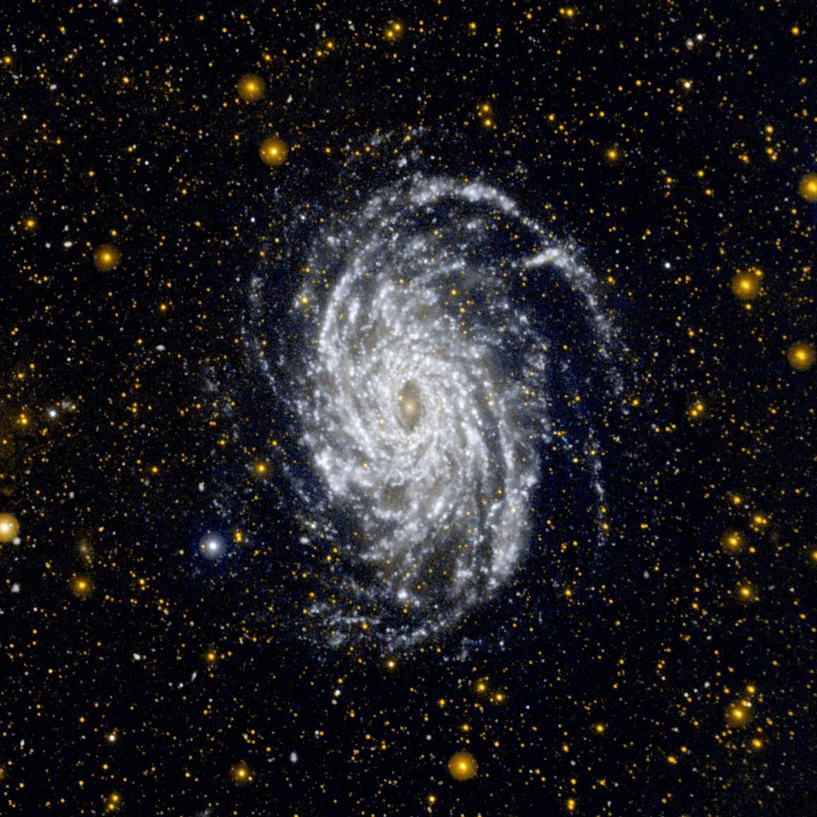 NGC 6744, NGC 6744A, Þyrilvetrarbraut, Páfuglinn