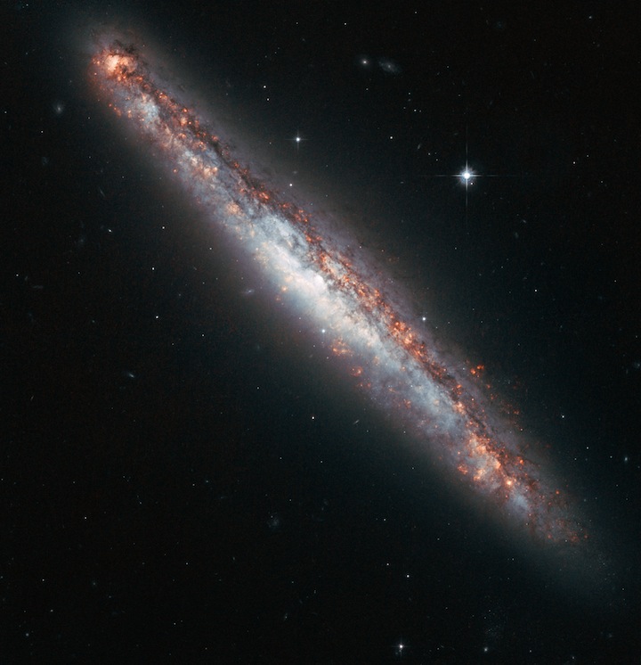 NGC 5775, Meyjarþyrpingin, Þyrilvetrarbraut