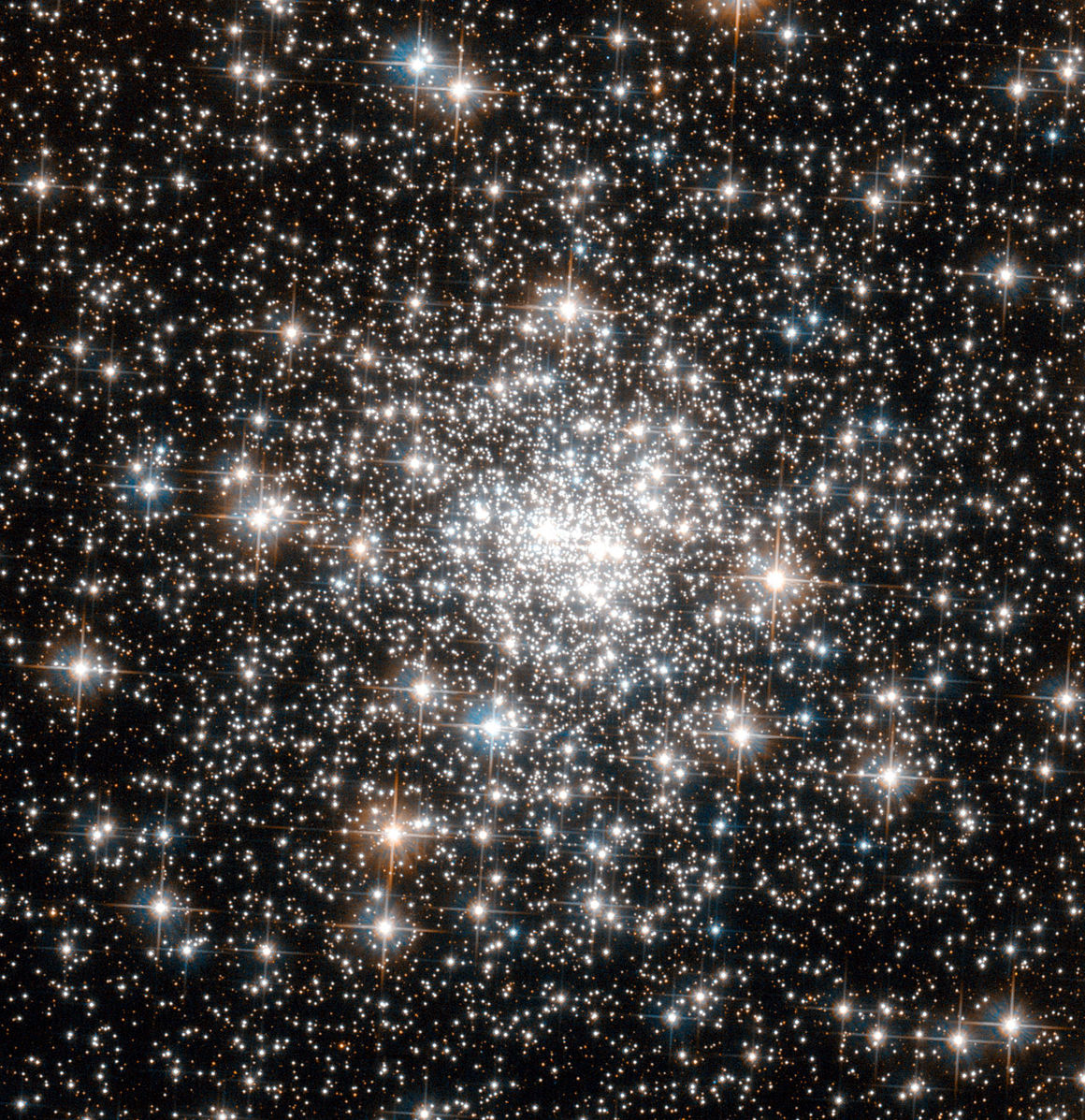 NGC 6642, Kúluþyrping, Bogmaðurinn