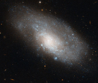 NGC 4980, Þyrilvetrarbraut, Vatnaskrímslið, Hydra