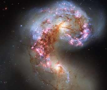 Loftnetsþokurnar NGC 4038 og NGC 4039