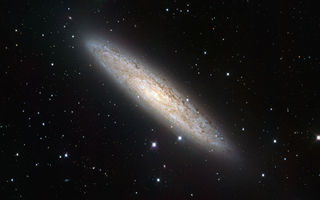 NGC 253, Myndhöggvaraþokan, vetrarbraut, myndun stjarnai