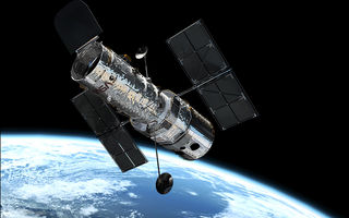 Hubble geimsjónaukinn á braut um jörðu