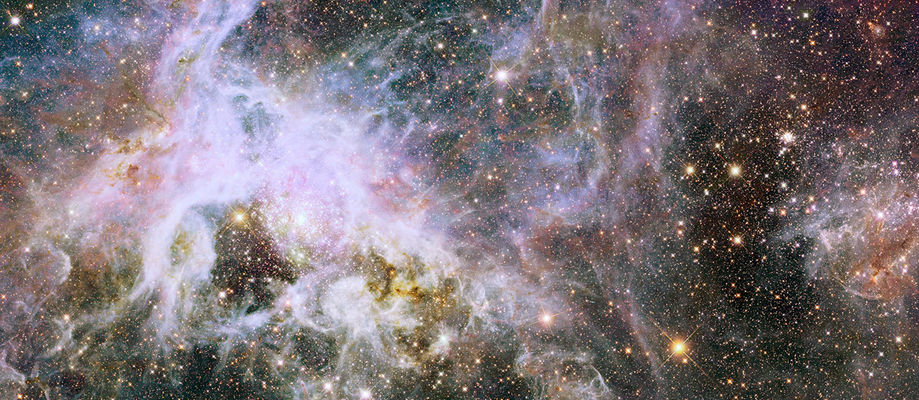 Innrauð ljósmynd Hubblessjónaukans af Tarantúluþokunni