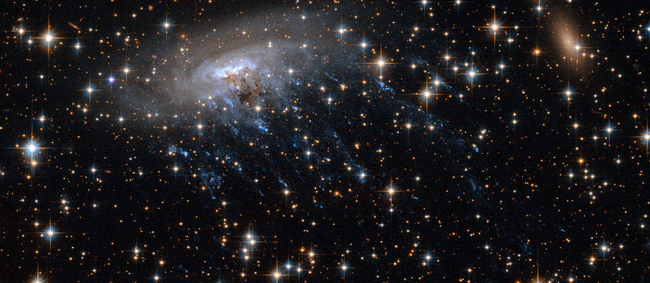 Þyrilþokan ESO 137-001 á mynd Hubble geimsjónaukans
