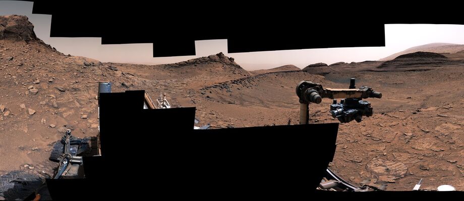 Curiosity jeppinn í Marke Band dalnum á Mars