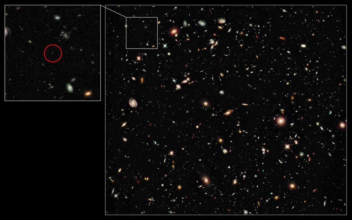 Ljósmynd Hubble geimsjónaukans af UDFy-38135539