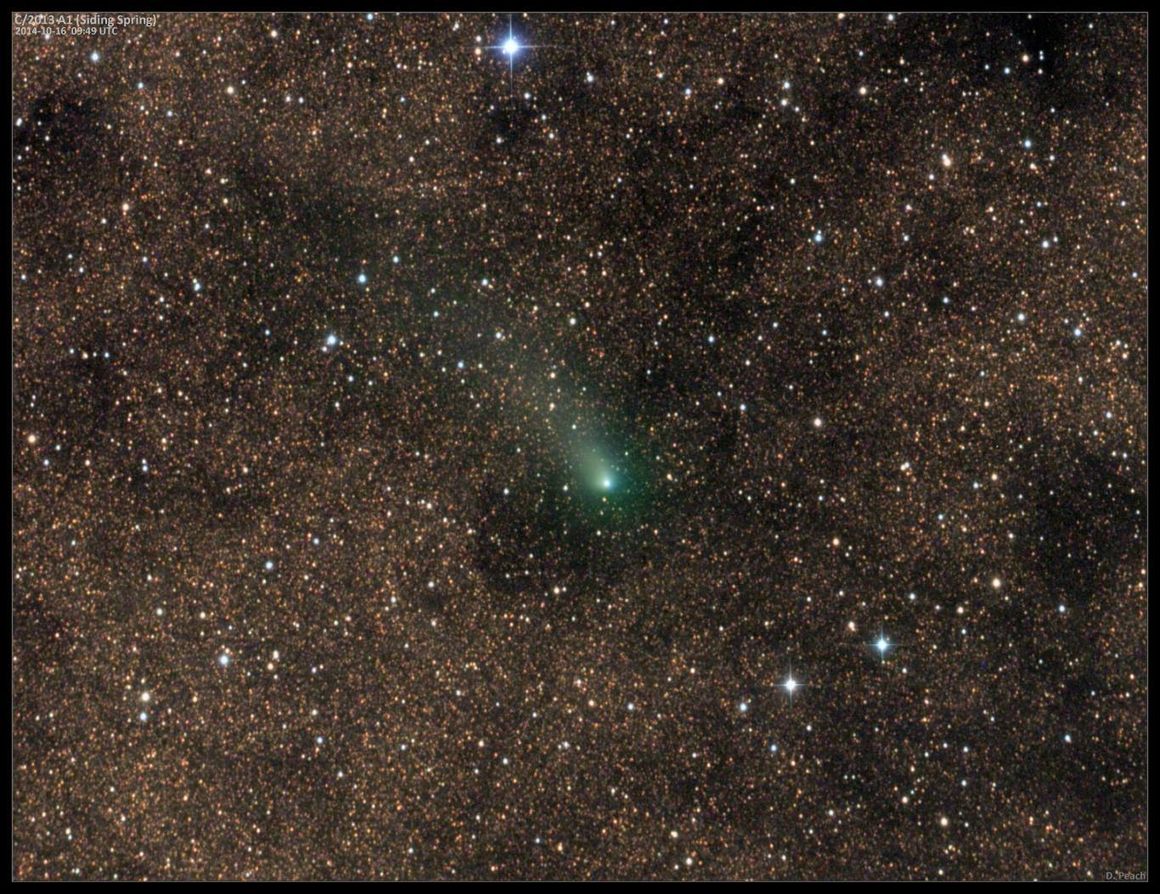 siding_spring_damianpeach_161014 Halastjarnan Siding Spring innan um stjörnur Vetrarbrautarinnar þremur sólarhringum fyrir stefnumót sitt við Mars. Mynd: Damian Peach