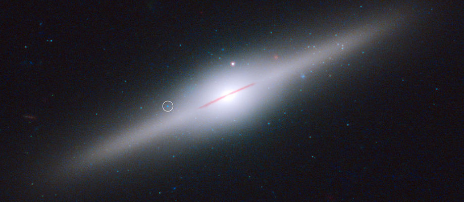 ESO 243-49, svarthol, dvergvetrarbraut