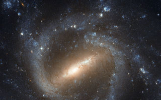 NGC 1073, bjálkaþyrilþoka