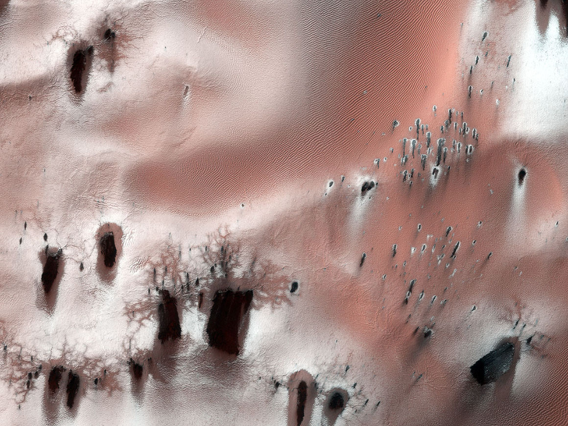 HiRISE, Jeans gígurinn, sandöldur, hrím, Mars