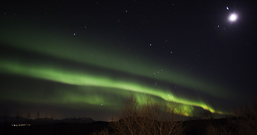 norðurljós, tunglið