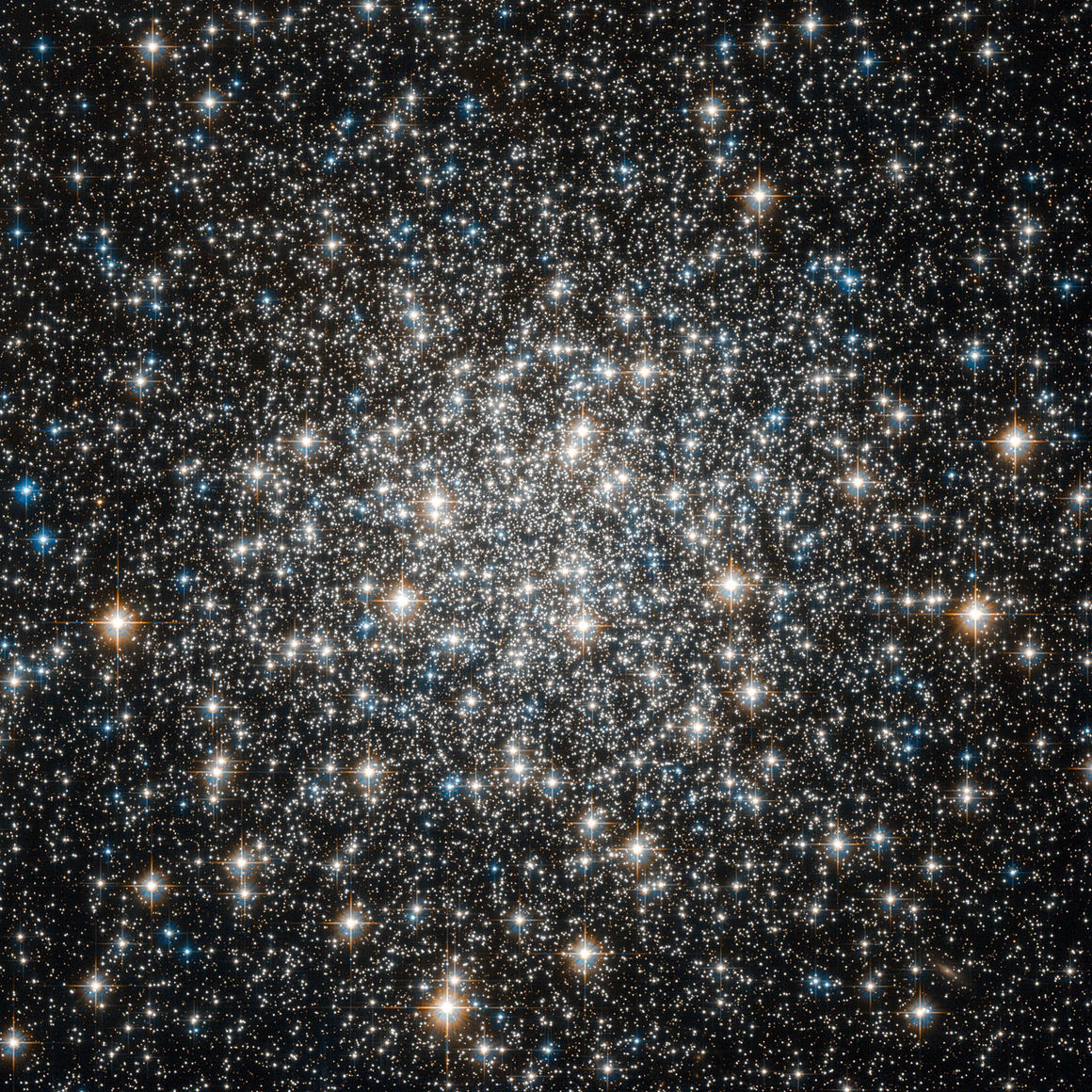 Messier 10, M10, Kúluþyrping
