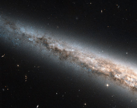 Nálin, NGC 4565, Bereníkuhaddur, þyrilvetrarbraut