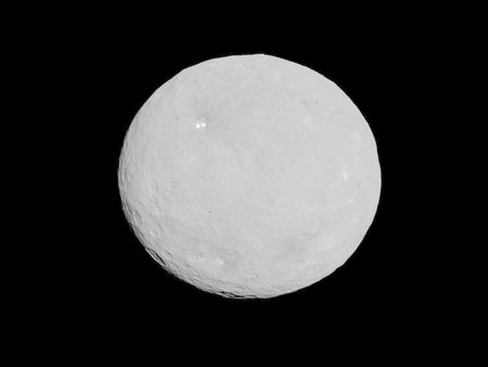 Dvergreikistjarnan Ceres. Mynd: NASA/JPL-Caltech/UCLA/MPS/DLR/IDA