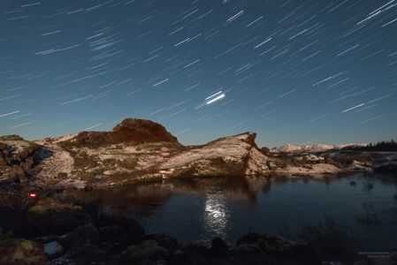 Stjörnurákir yfir Rauðhólum