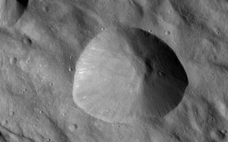 Dawn, Vesta, smástirni, Tarpeia